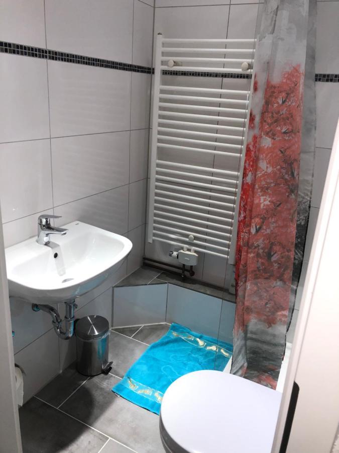 Oezkurt-1 Apartment Friedrichshafen Ngoại thất bức ảnh