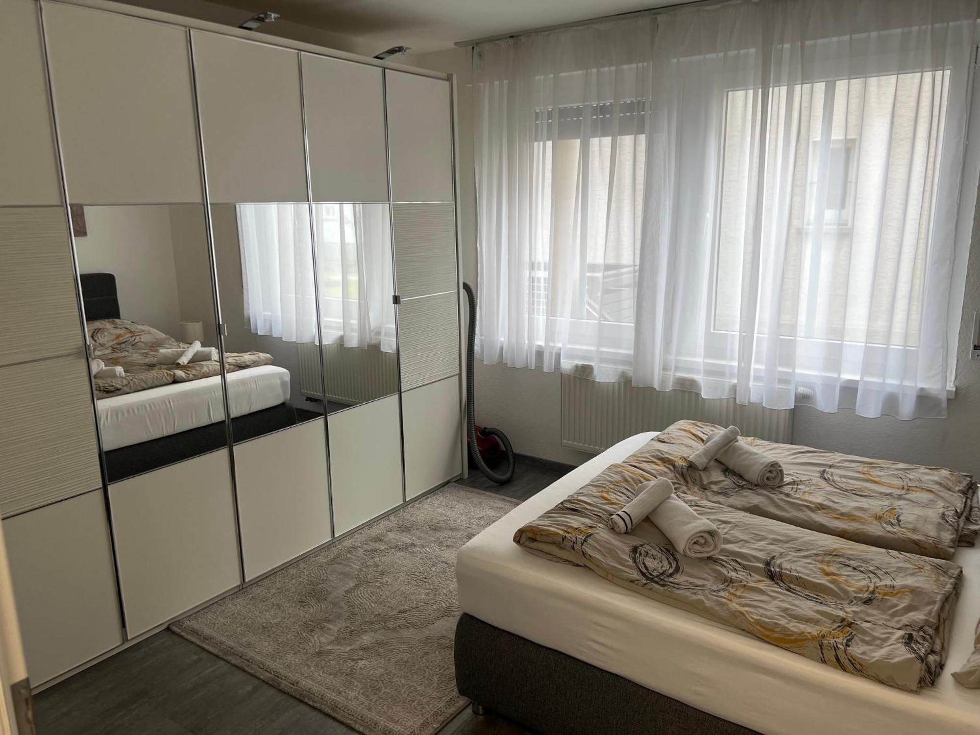 Oezkurt-1 Apartment Friedrichshafen Ngoại thất bức ảnh